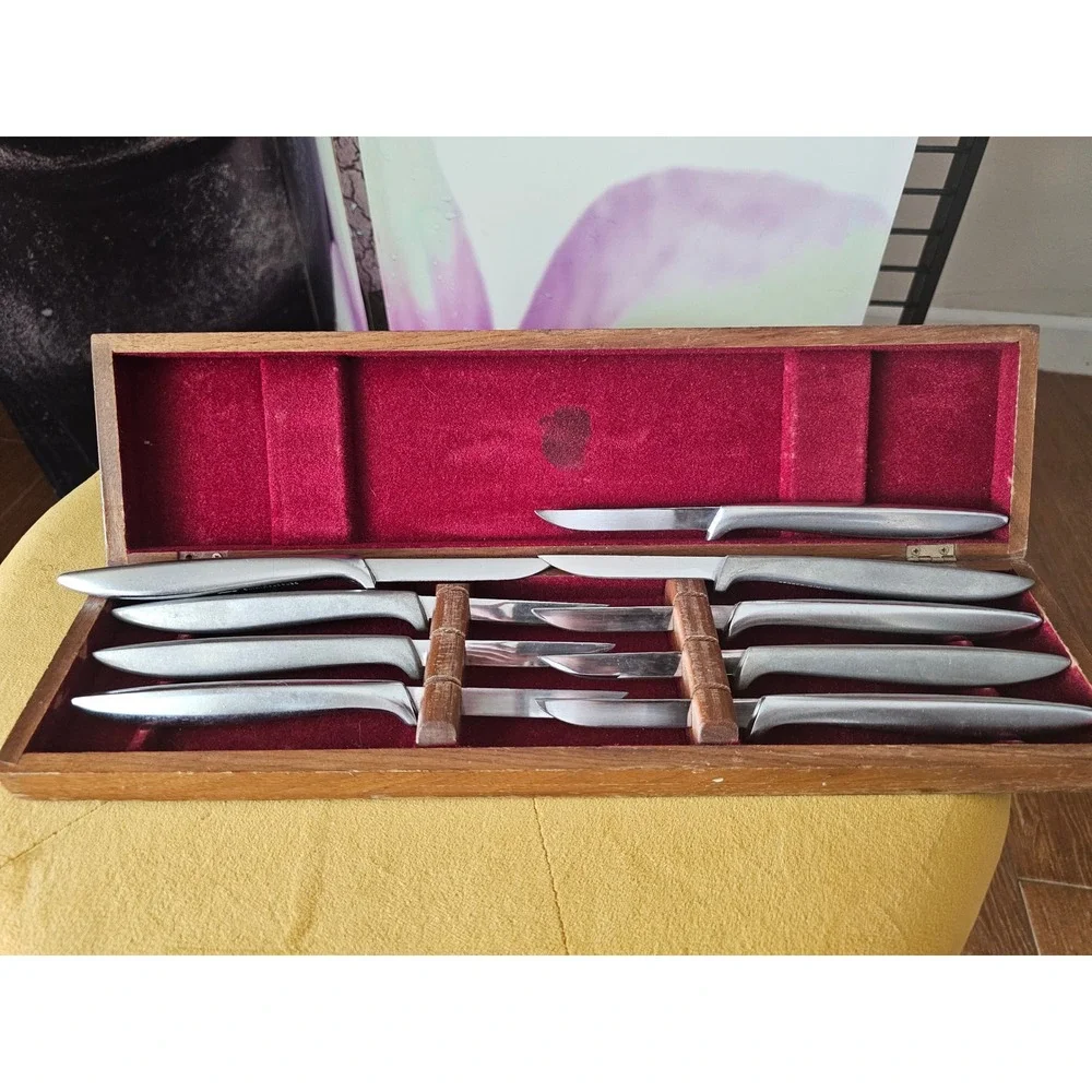 Gerber Miming Blades Steak Knife Set Vintage Solid Walnut Case 9 Piece MCM